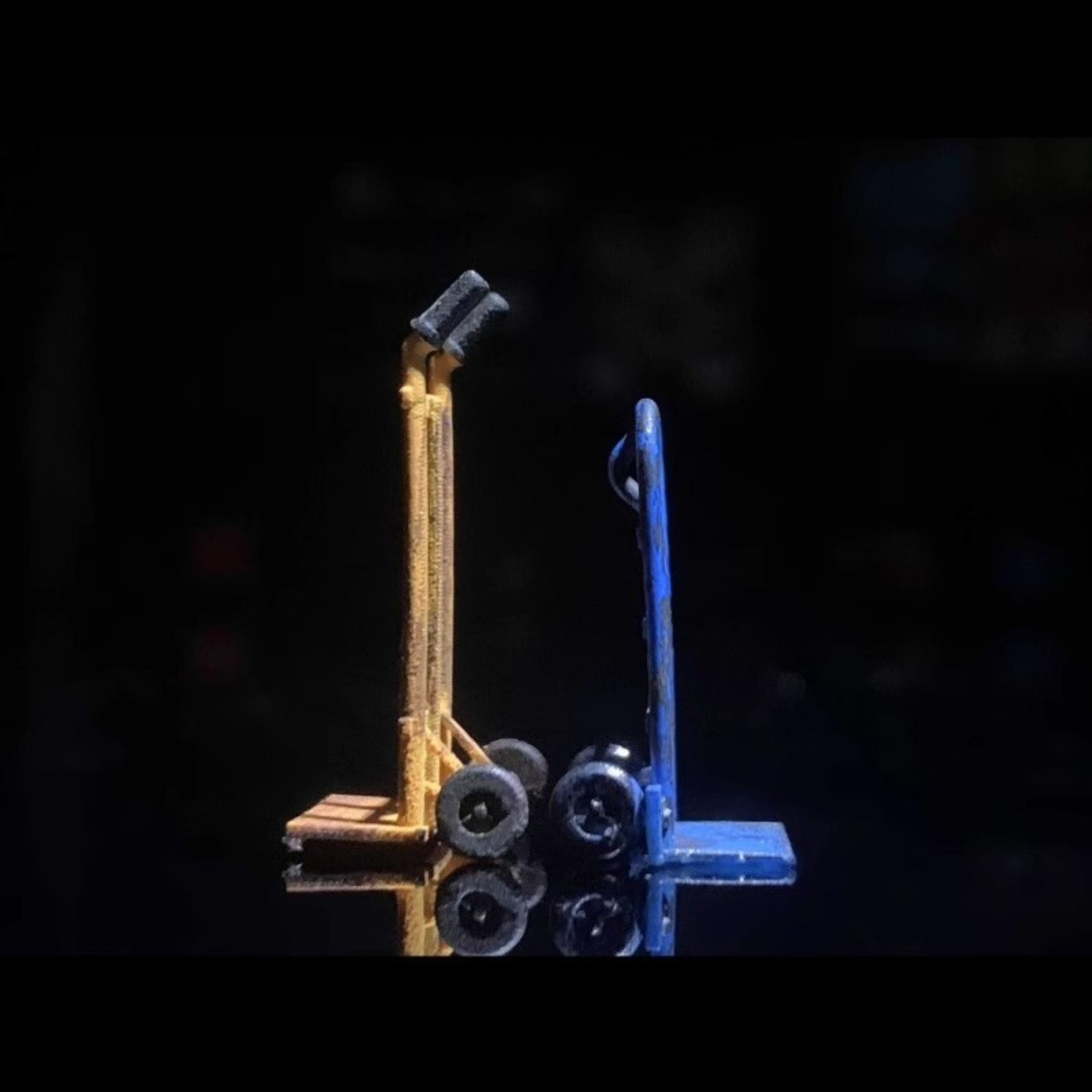 ディオラマ 1/64 ハンドカートモデル 修理工場アクセサリ - Tools Workshop For Kids のレビューと価格